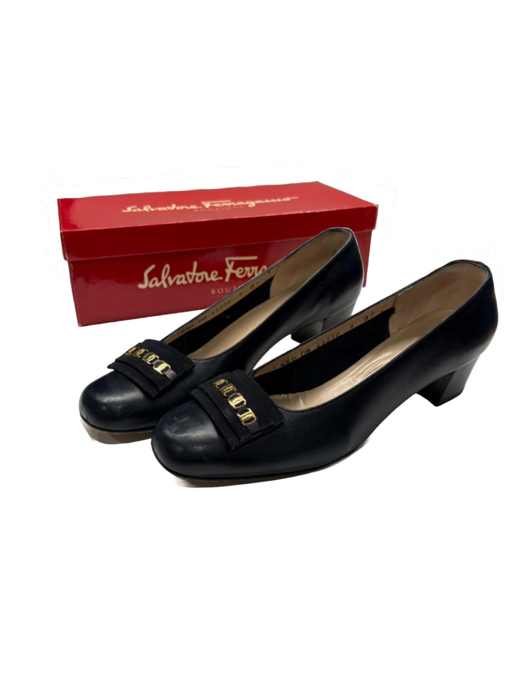 Salvatore Ferragamo Vintage Navy Leather Vara Ribbon Pumps with Box Size 8 B